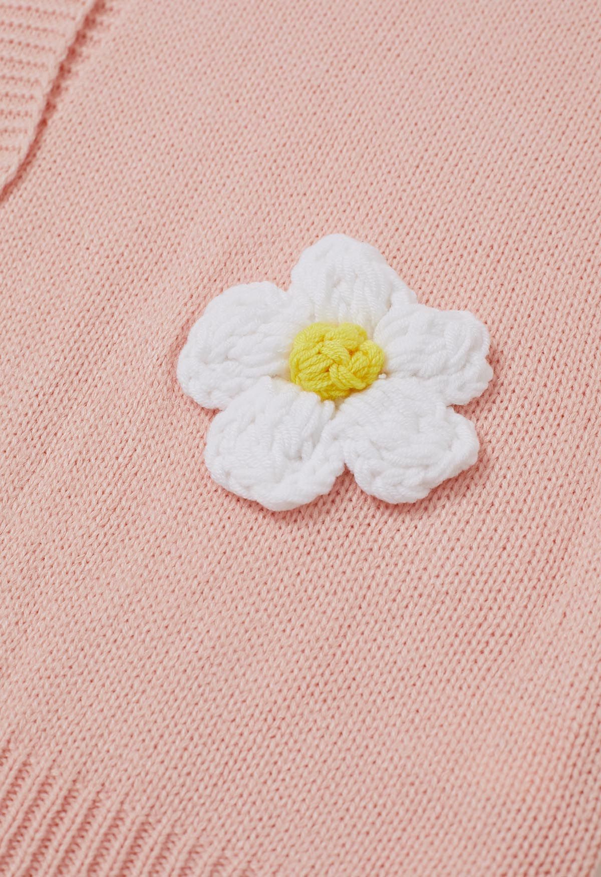 Lovely 3D Flower Buttoned Knit Cardigan in Light Pink