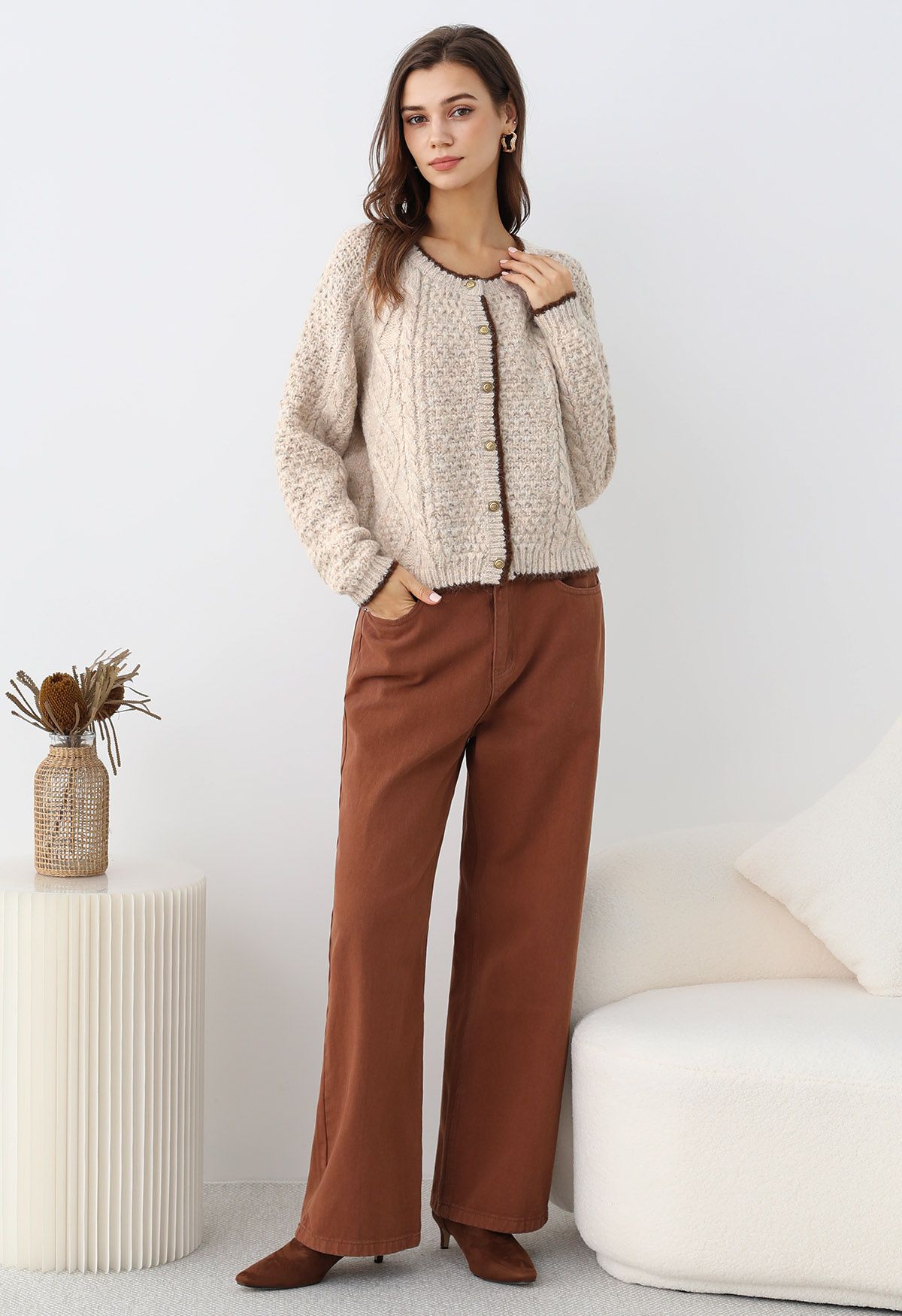 Contrast Edges Braided Knit Buttoned Cardigan in Oatmeal