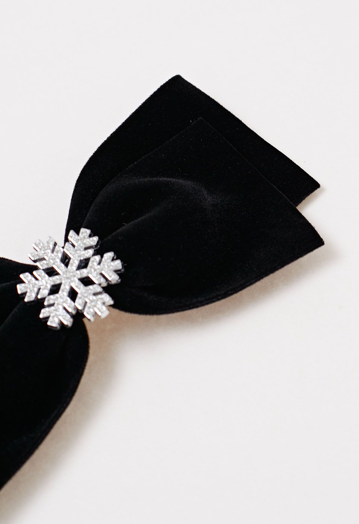 Snowflake Velvet Bowknot Hair Clip in Black