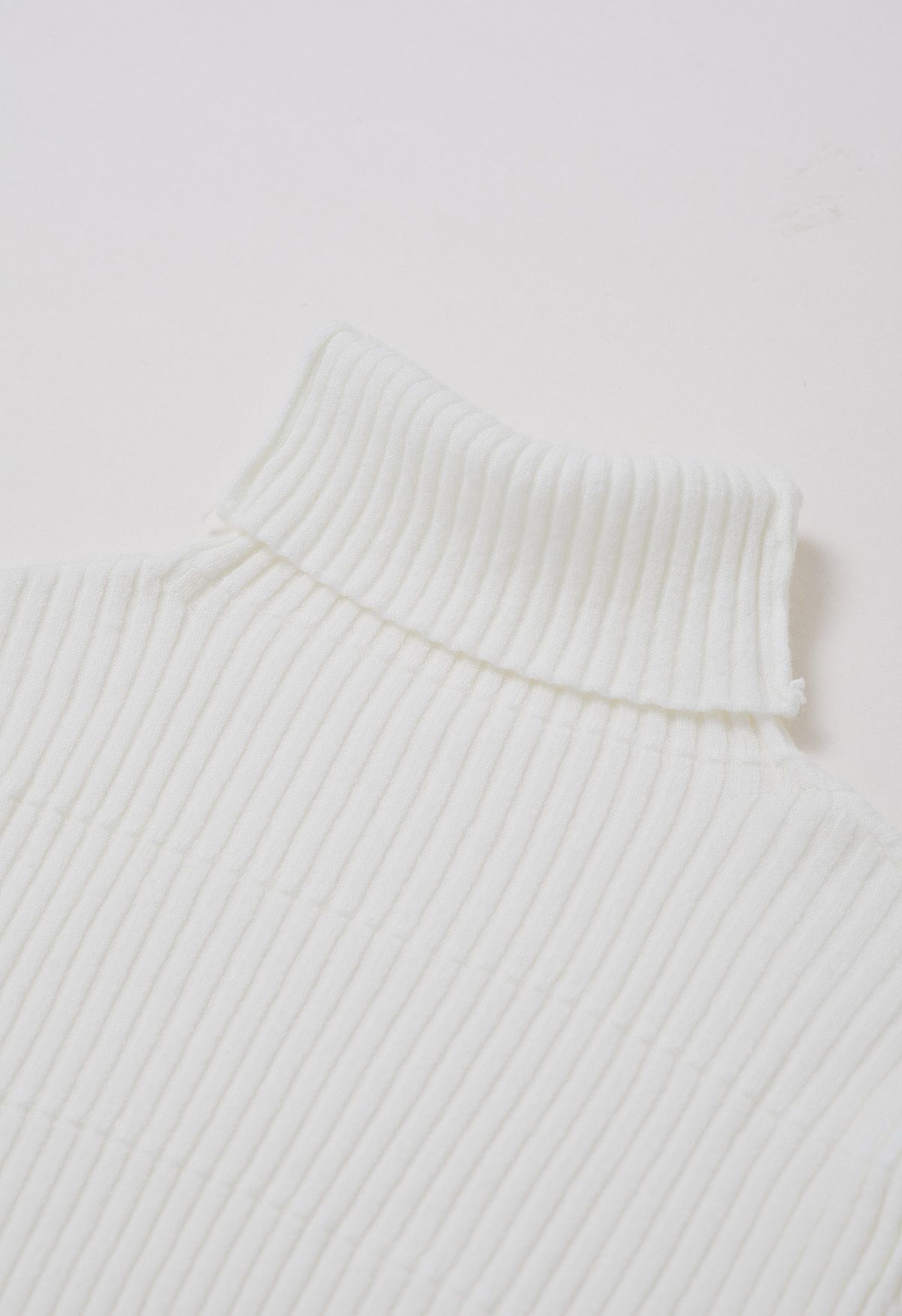 Softness Turtleneck Ribbed Texture Knit Top in White