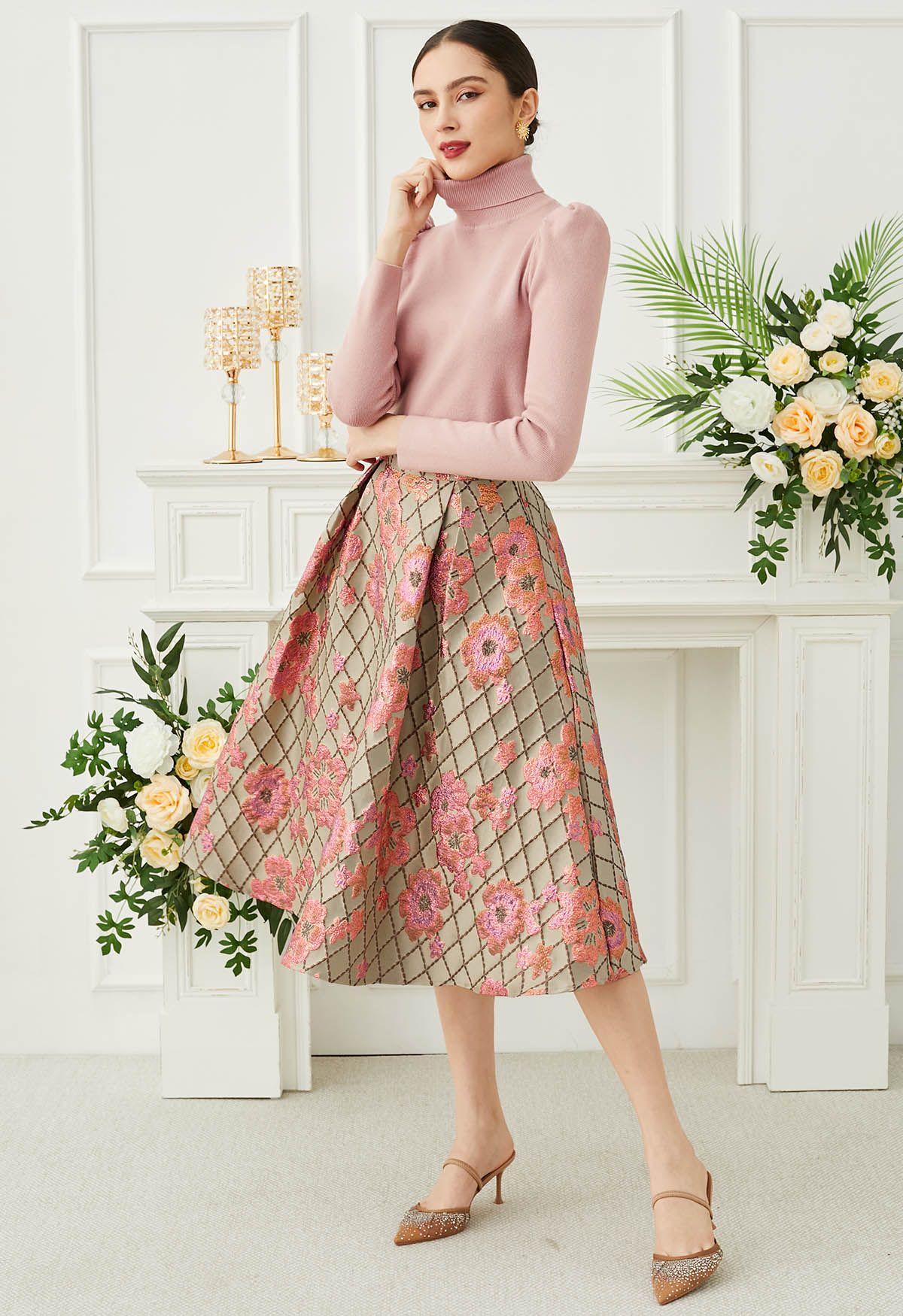 Falling Floral Grid Jacquard Midi Skirt in Gold