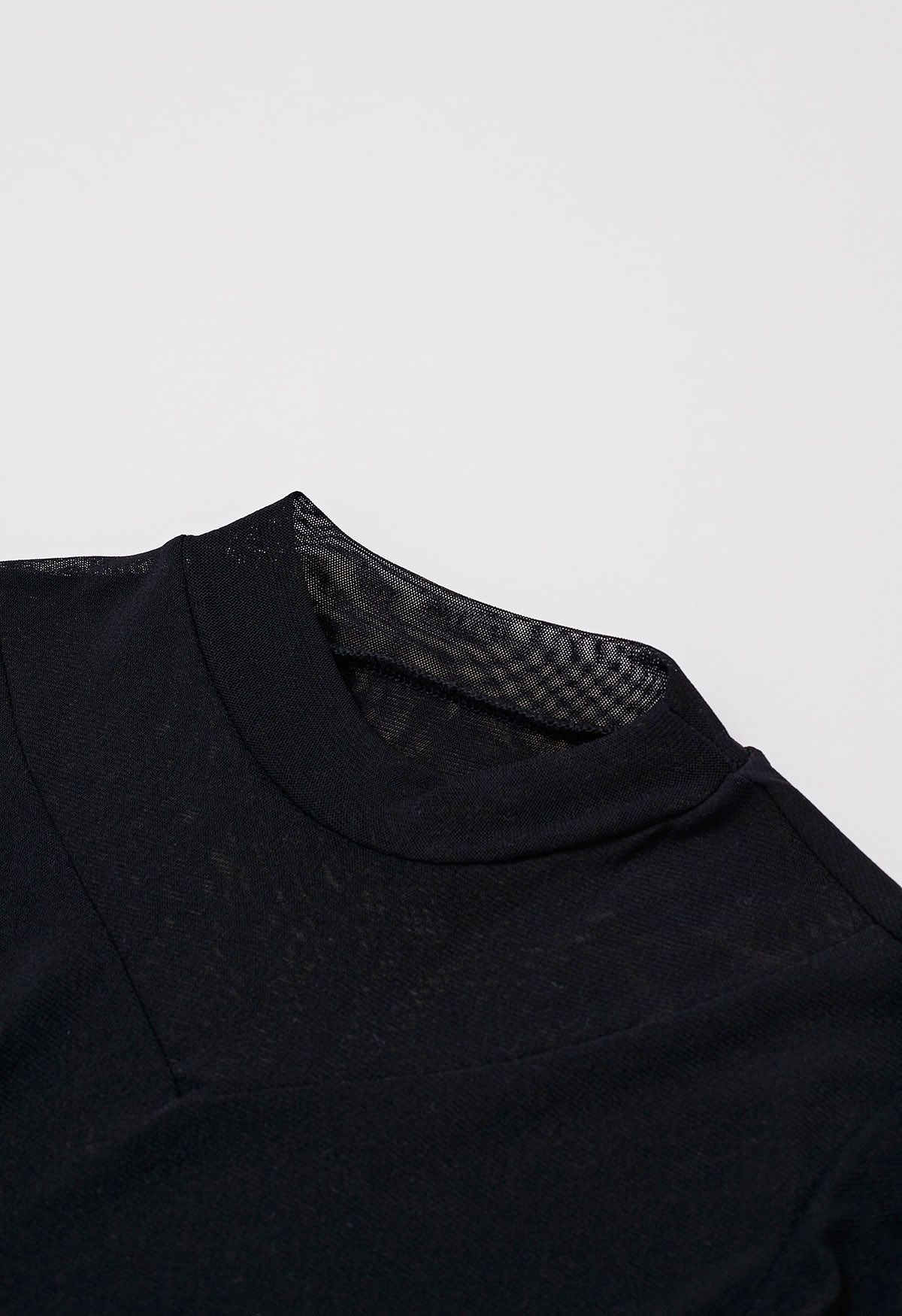 Double-Layered Mesh Spliced Fitted Top in Black