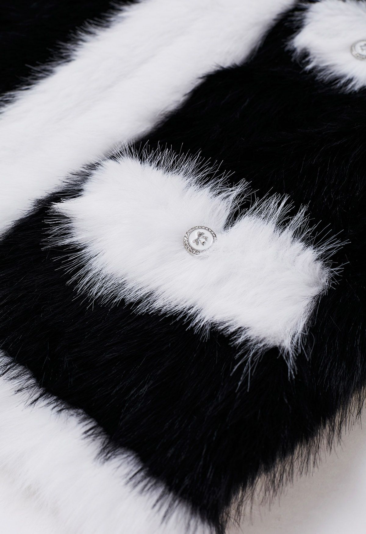 Contrast Color Faux Fur Vest in Black