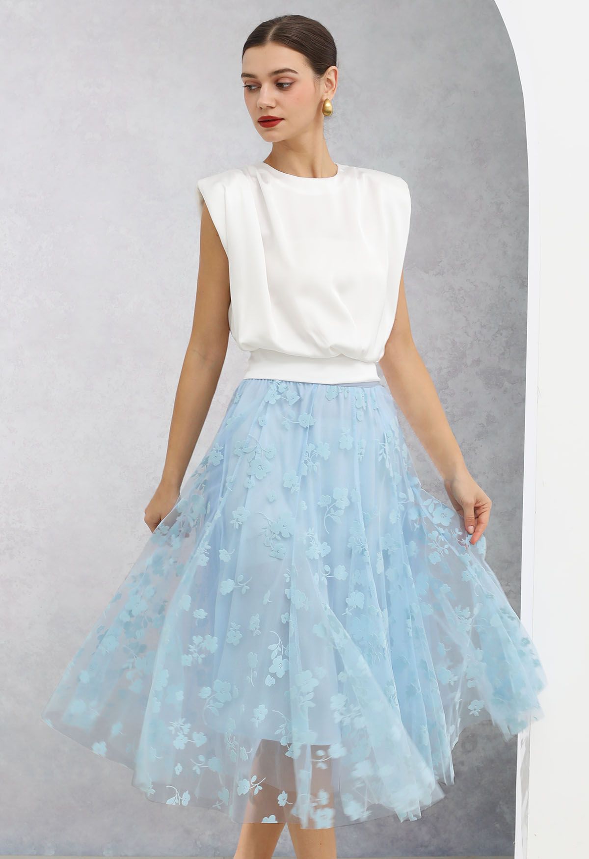 3D Posy Double-Layered Mesh Midi Skirt in Baby Blue