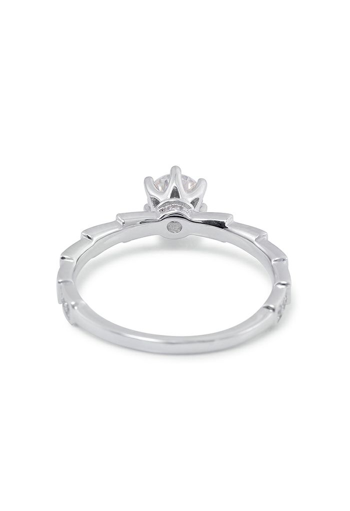 Segmented Moissanite Diamond Ring