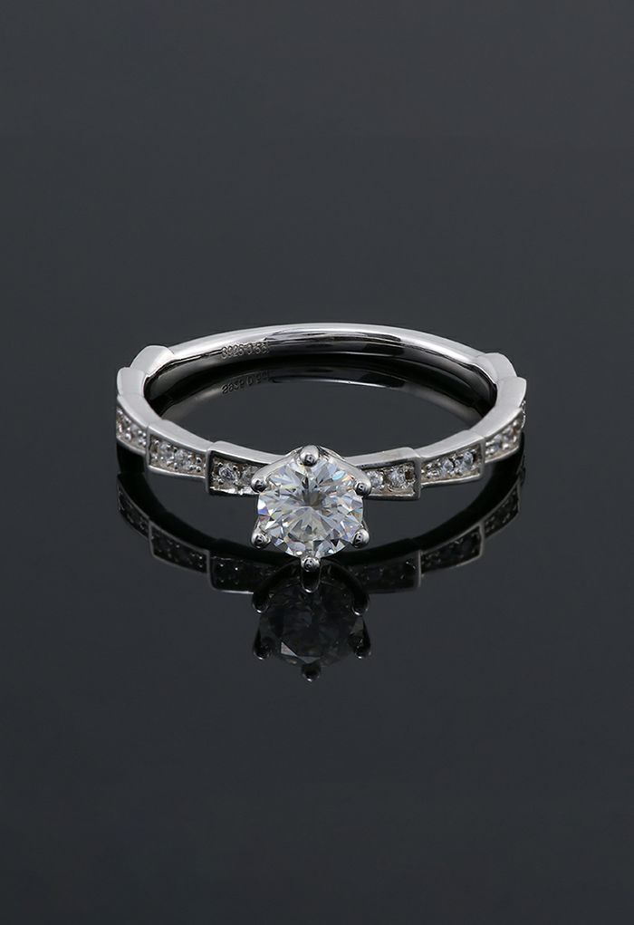 Segmented Moissanite Diamond Ring