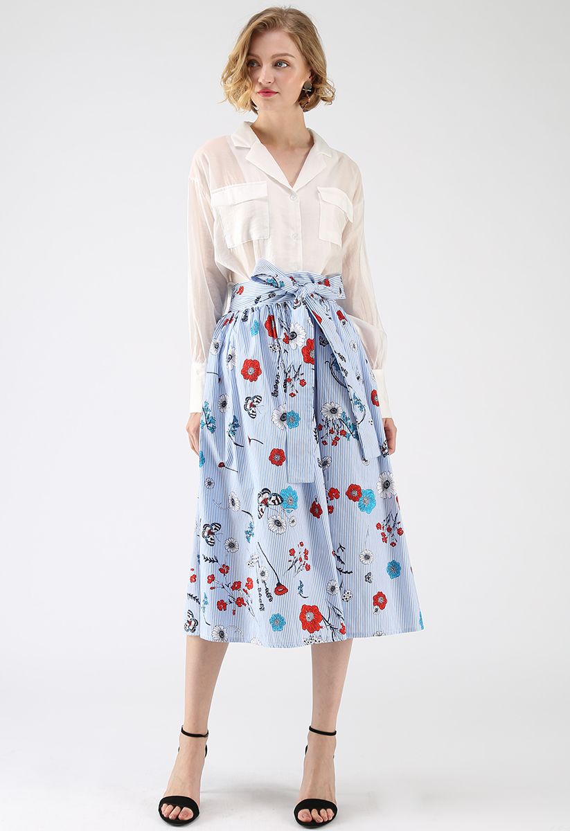 Floral Scene with Stripes Midi Skirt in Blue