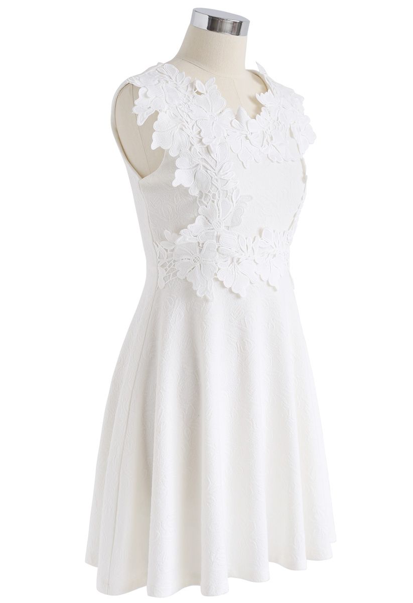 Over the Floral Crochet Sleeveless Dress in White