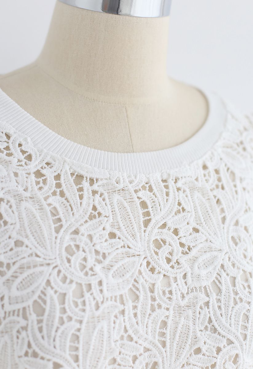 Perfect Morning Full Floral Crochet Tunic in White