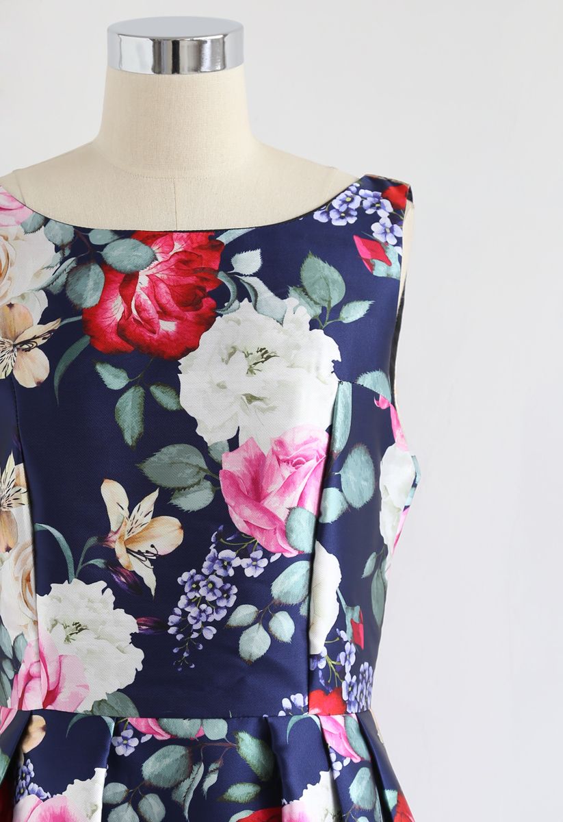 Retro Blossom Sleeveless Printed Dress