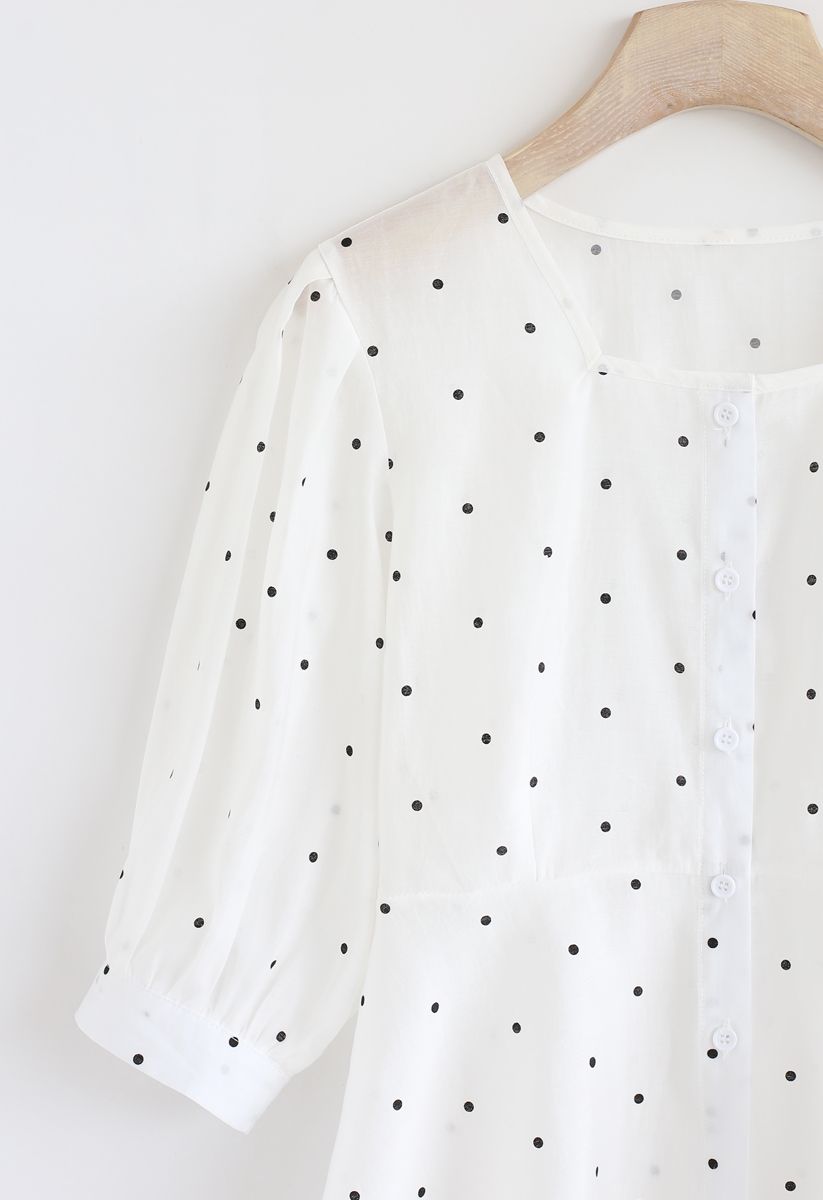 Kissing Her Lips Dots Top in White