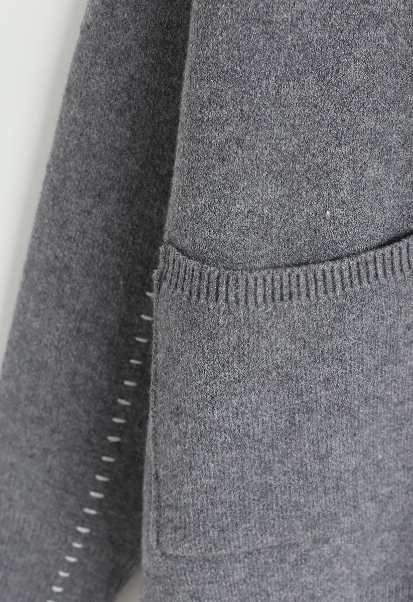 Pocket V-Neck Buttoned Knit Cardigan in Grey