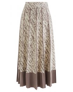 Contrast Hem A-line Pleated Knit Skirt in Brown